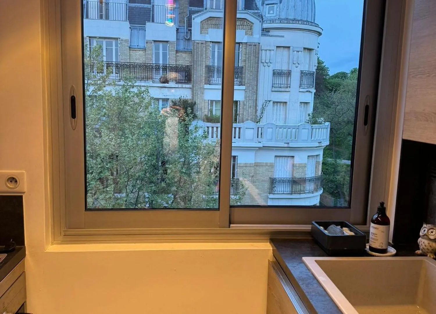 Superbe Centre - Buttes Chaumont Apartment